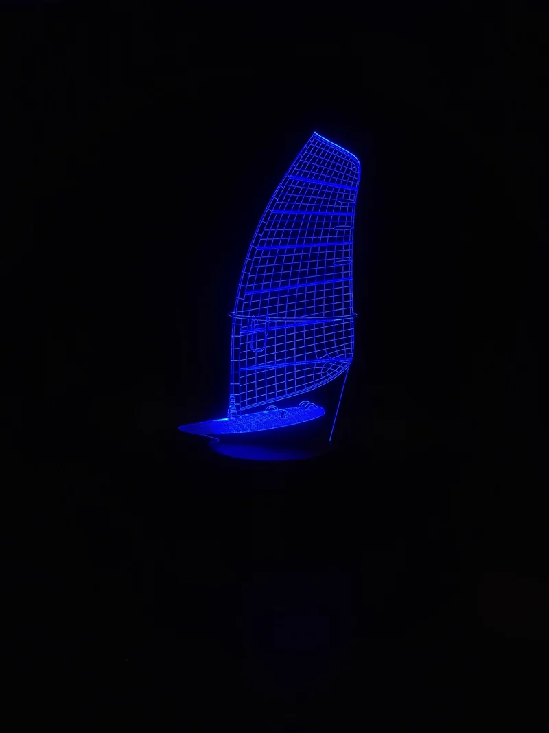 Segelschiff Lampe mit magischen 3D Effekt und Farbwechsel