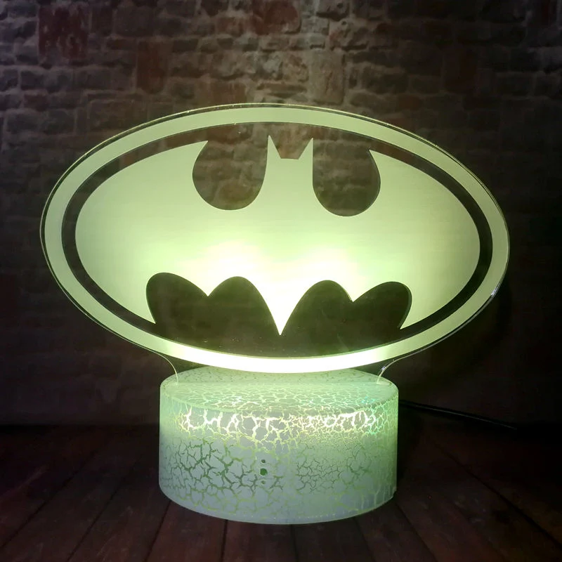 Batman, Superman, Wonderwoman Logo als Nachtlicht
