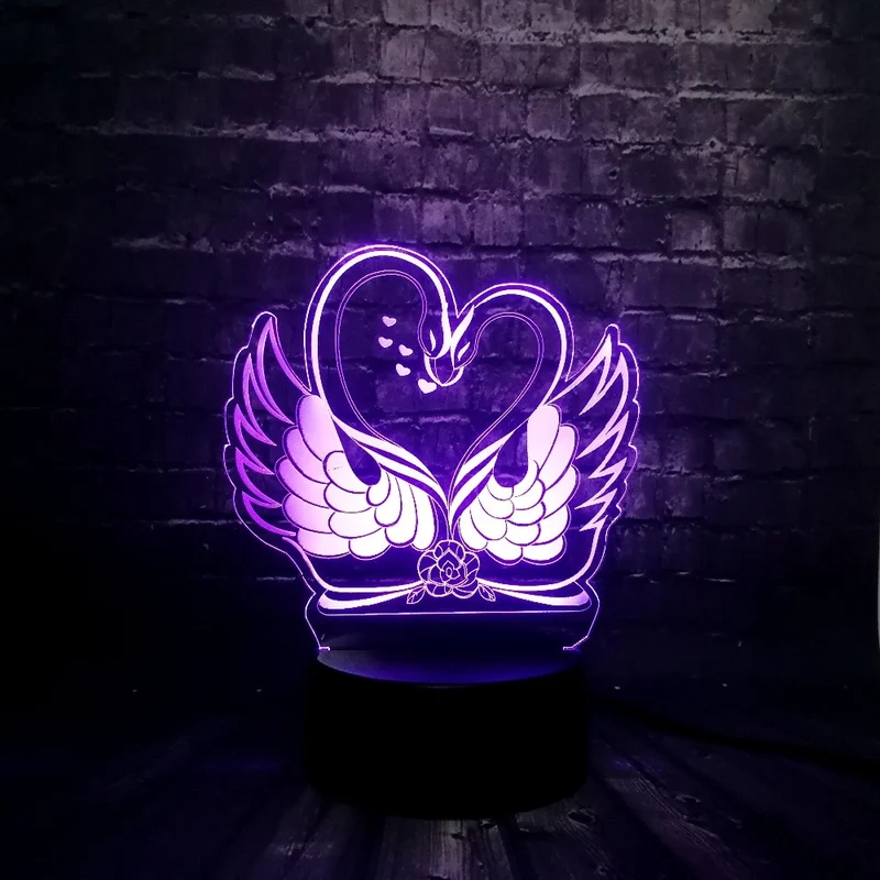 Romantische Lampe mit Schwan Motiv, magischen 3D Effekt und Farbwechsel