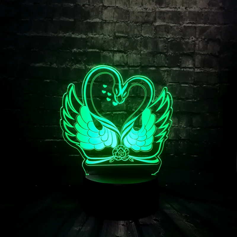 Romantische Lampe mit Schwan Motiv, magischen 3D Effekt und Farbwechsel