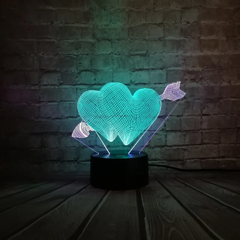 Lampe mit 3D Effekt und romantischen Herz / Liebe Motiv